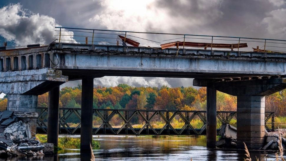 Rusia a lovit 3 hidrocentrale importante din Ucraina. Peste 350.000 de oameni din Kiev, fără curent electric