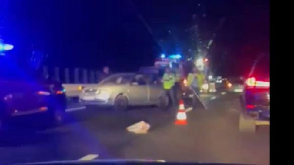 Accident lângă Sibiu. Patru persoane au fost rănite, între care o gravidă și un copil de 4 ani (VIDEO)
