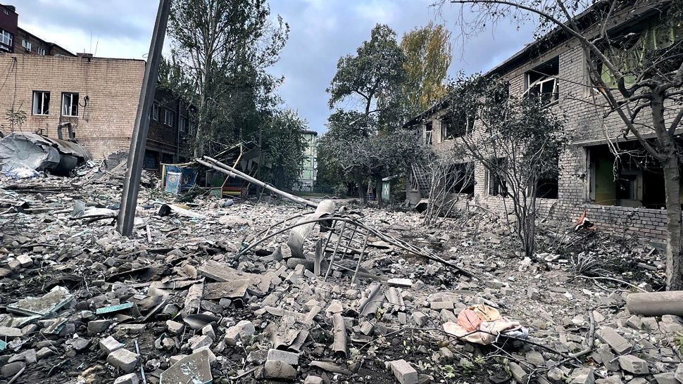 Președinții țărilor din formatul B9 condamnă bombardamentele rusești din Ucraina drept „crime de război”