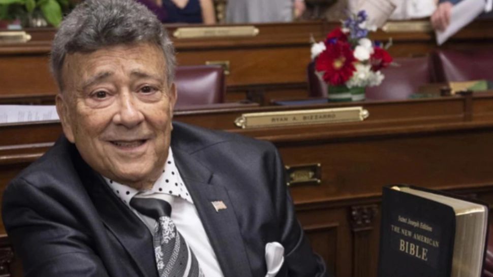 Alegeri SUA 2020. Parlamentar democrat, reales cu o largă majoritate de voturi, deși este mort de o lună