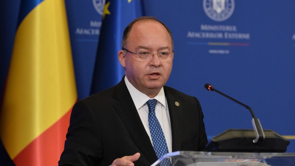 Bogdan Aurescu, mesaj de Ziua Națională: Avem datoria să onorăm memoria tuturor celor care au contribuit la devenirea României de astăzi