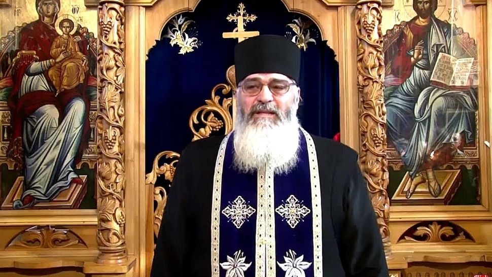 Părintele Calistrat, prima declarație după ce a bătut două femei: "Isterice! Nu e mare lucru!"