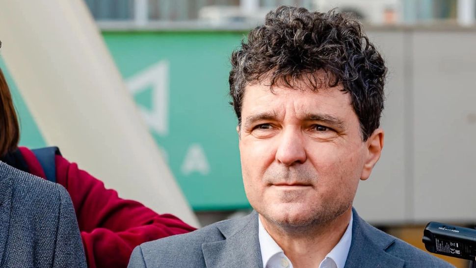 Nicuşor Dan: Am atribuit astăzi primul lot din contractul de reparaţii pentru 14 locuri de joacă din 4 parcuri din Bucureşti