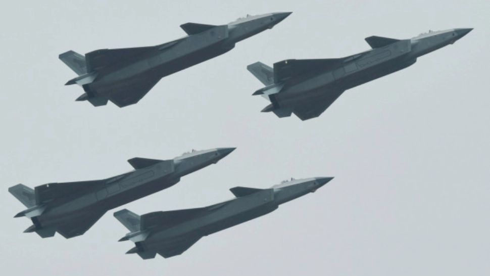 China și-a prezentat misterioasele avioane invizibile de ultimă generație - FOTO
