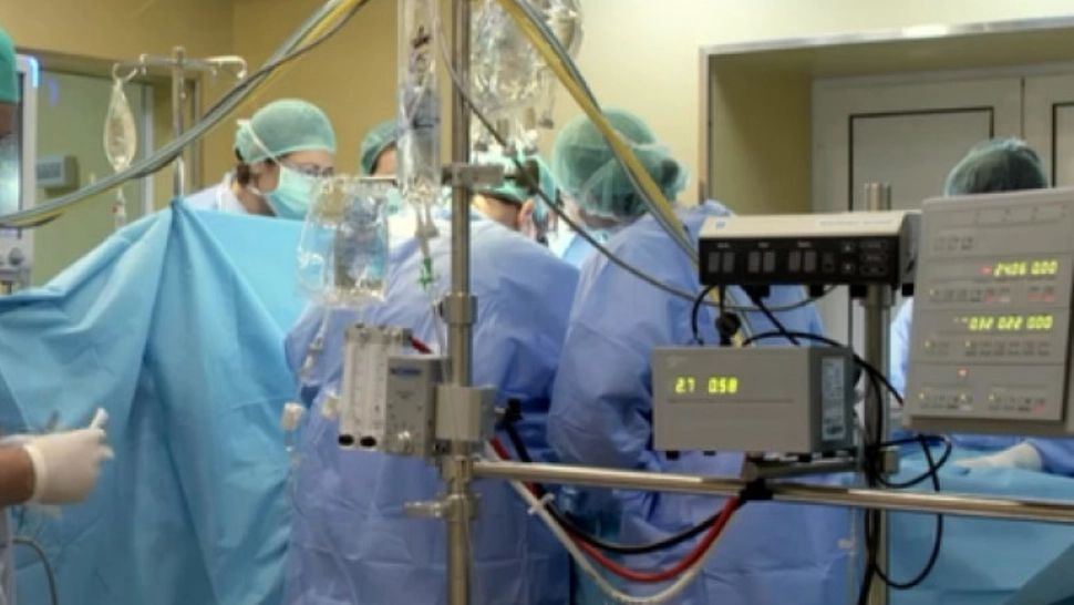 Succes de răsunet. Transplant în premieră mondială: O femeie care a murit la aproape 101 ani a salvat o viață - Ce organ a donat