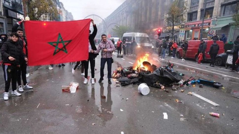 Violențe extreme la Bruxelles, după ce Belgia a pierdut în fața Marocului la Cupa Mondială - VIDEO
