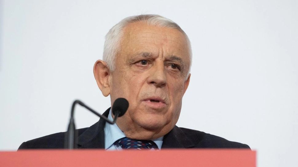 Carne în laborator, la un pas să devină realitate - Reacția ministrului Petre Daea