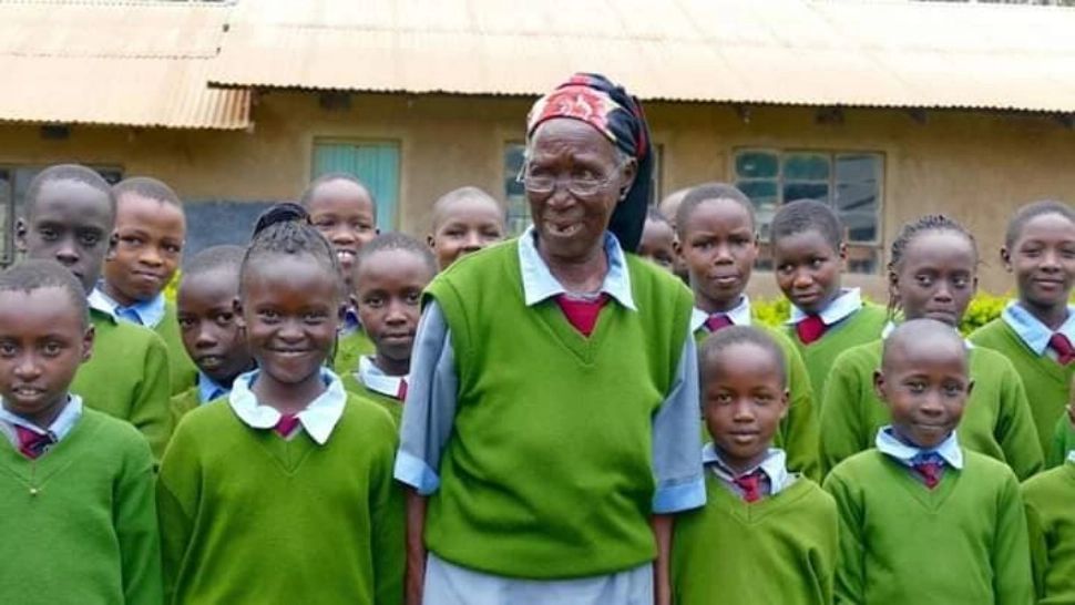 Cea mai vârstnică elevă din lume a murit la 99 de ani. S-a înscris la școală la 94 de ani