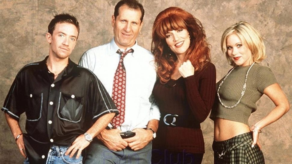 Actrița din Familia Bundy suferă de o boală cumplită și nu poate merge decât în baston