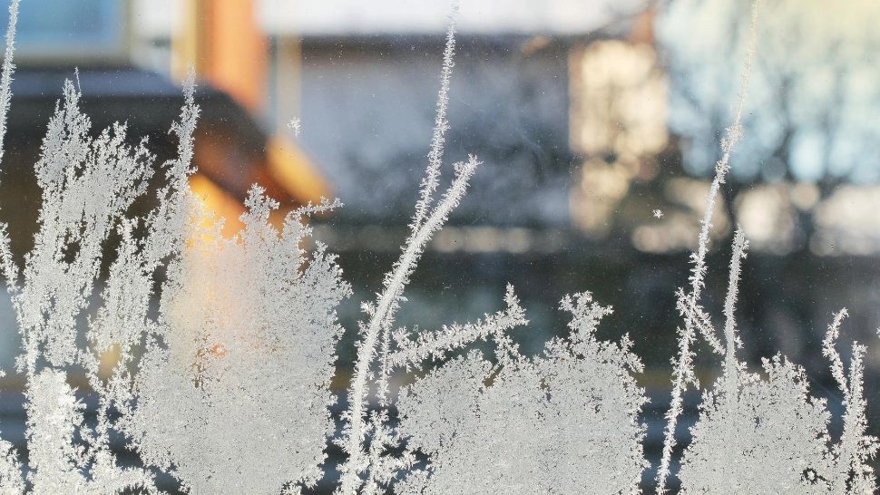 Cum să aerisești corect casa pe timpul iernii. Momentul din zi în care nu este recomandat să deschizi geamurile