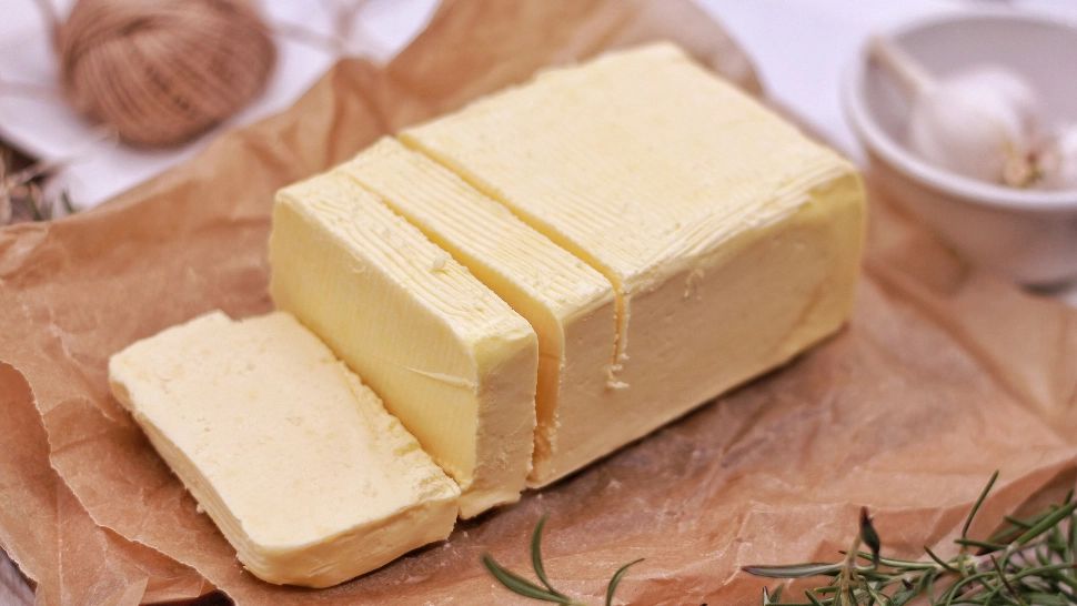 Cum depozitezi corectul untul: la temperatura camerei sau în frigider?