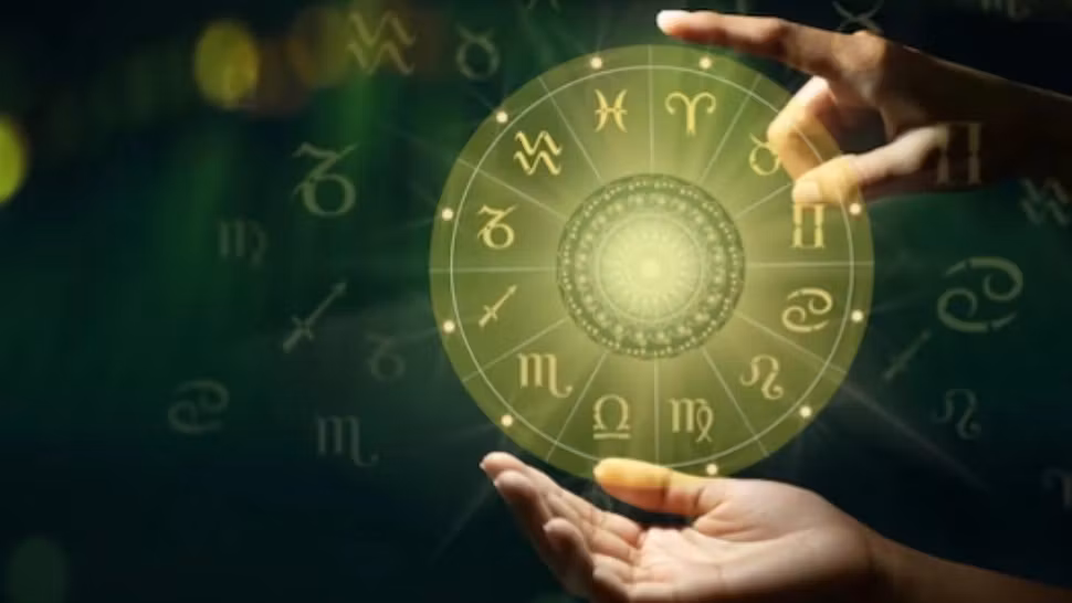 Horoscop 23 noiembrie. Zodia greu încercată de soartă - părăsită de toți, alege răzbunarea! Ferește-te din calea ei!