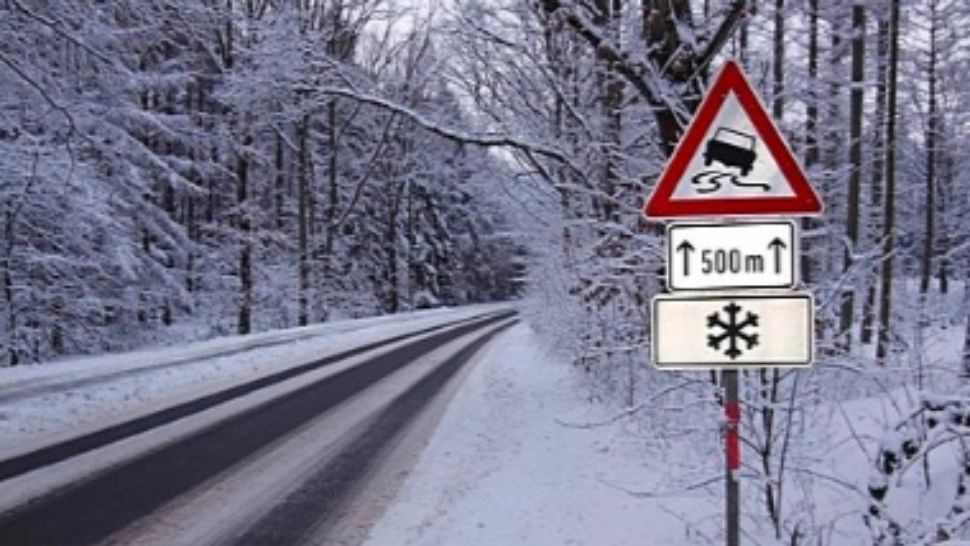 3 tronsoane de drumuri naţionale, închise din cauza vremii nefavorabile! Anunțul Poliției Române