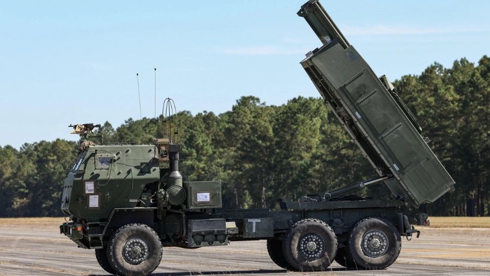 O rachetă HIMARS a lovit o hidrocentrală din Herson. Presa rusă anunță un dezastru dacă barajul cedează 