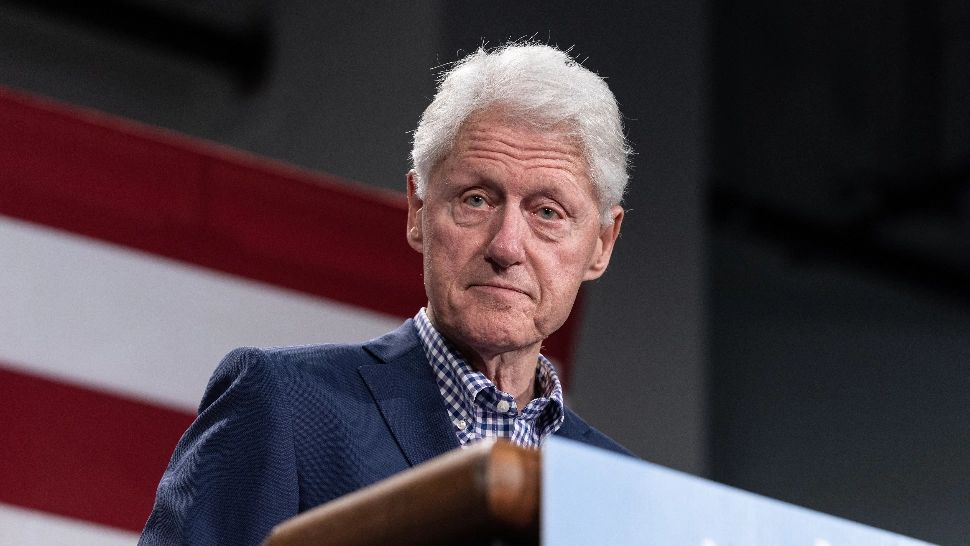 Bill Clinton, amenințat cu sancțiuni, după ce a sfidat o citație a Congresului SUA în ancheta privind legăturile cu Jeffrey Epstein