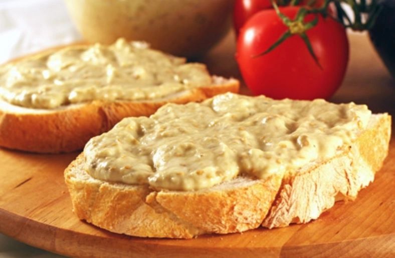 Greșeala uriașă pe care o fac toate gospodinele când prepară salata de vinete