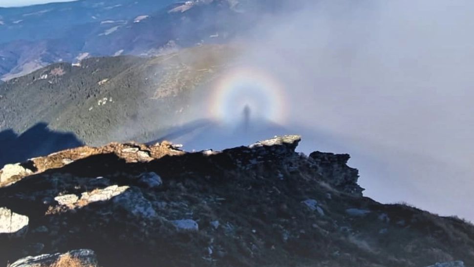 Fenomen spectaculos în munții Rodnei. Ce se întâmplă când apare SPECTRUL MONTAN - FOTO