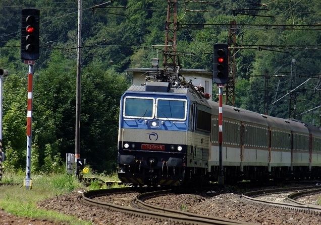 Femeie accidentată mortal de tren, în Buzău! Traficul feroviar blocat