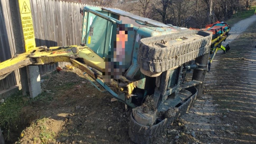 Un bărbat a decedat după ce a fost prins sub un excavator! Moarte șocantă în județul Bacău