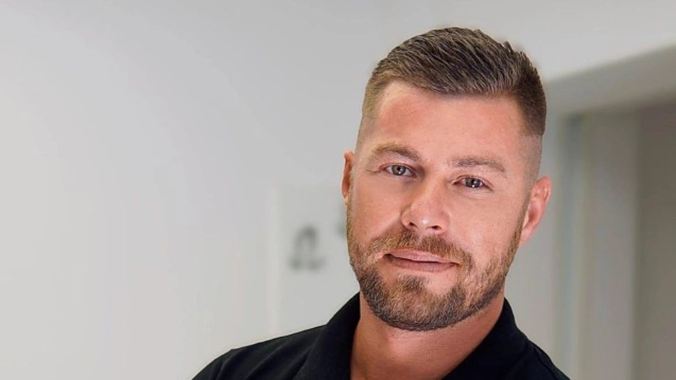 DOLIU uriaș: stomatologul vedetelor a fost găsit mort în locuința sa 