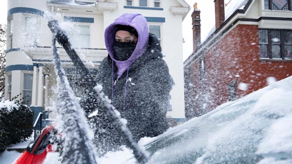 Ciclonul arctic face ravagii de Crăciun în SUA: Cel puțin 27 de oameni au murit - Mii de curse aeriene anulate