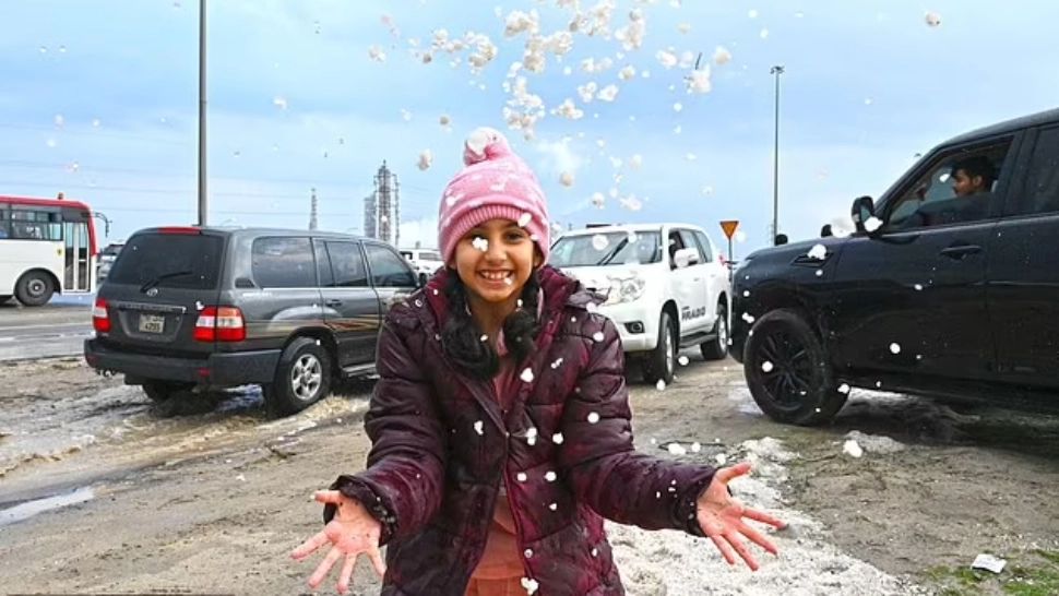 Fenomen extrem de rar în cea mai caldă țară din lume - Furtună de grindină - Cât de dese vor fi în viitor - VIDEO