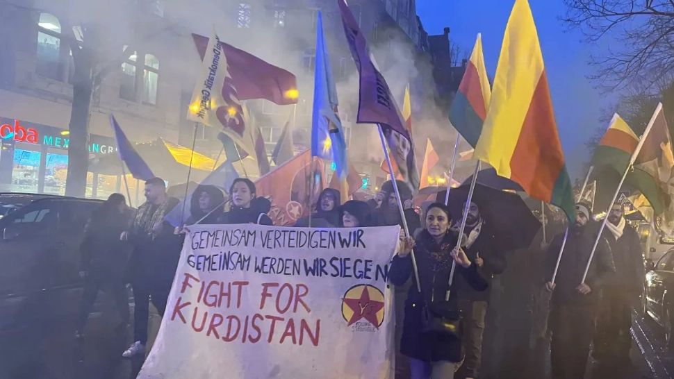 HAOS la Paris - A doua zi de proteste după atacul sângeros în care au fost uciși 3 kurzi - Ciocniri violente cu polițiștii - VIDEO