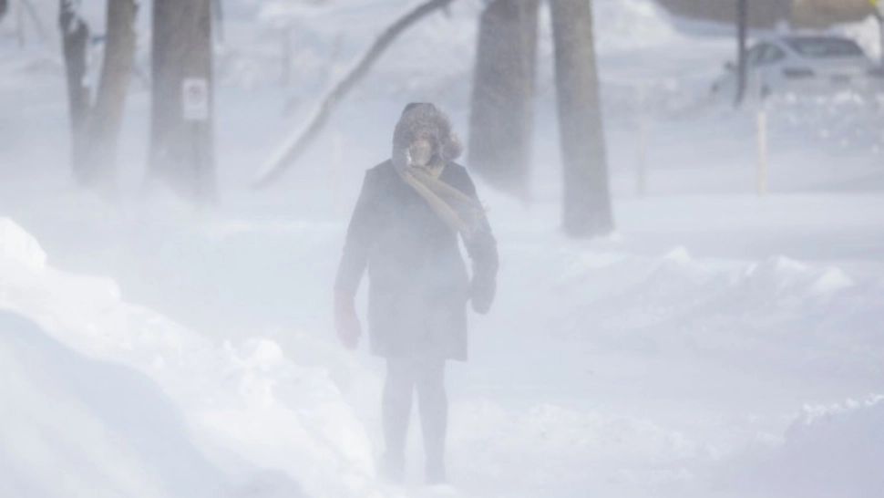 Bilanțul deceselor din cauza furtunii de zăpadă a ajuns la 47 de persoane, în SUA. Zeci de mii de americani, fără electricitate de Crăciun