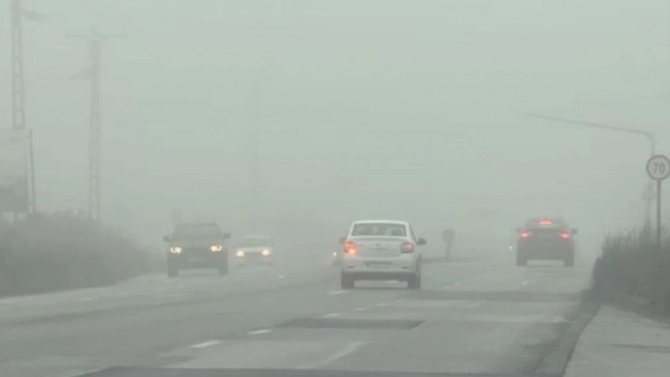 Atenție, șoferi: Ceață și vizibilitate sub 100 de metri pe Autostrada Soarelui