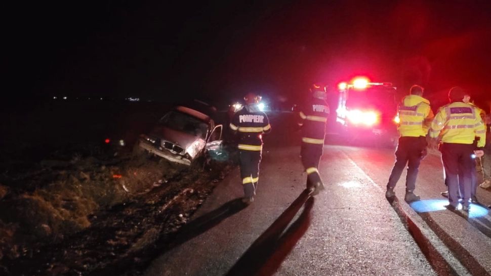 5 persoane, transportate la spital în urma unui accident pe DN 5C, între două autoturisme şi o autoutilitară