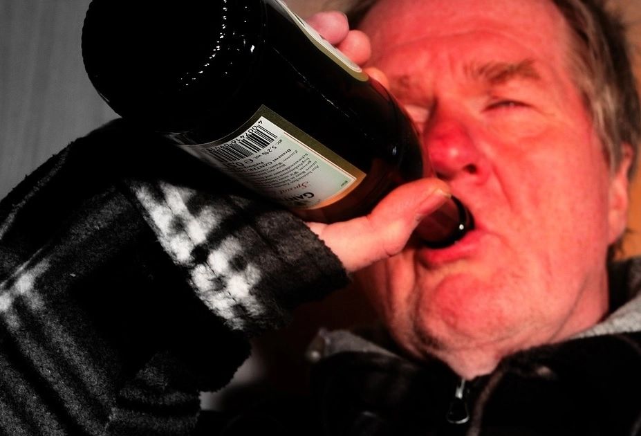 Zodia care va strica sărbătorile familiei, din cauza alcoolului. Va bea peste măsură