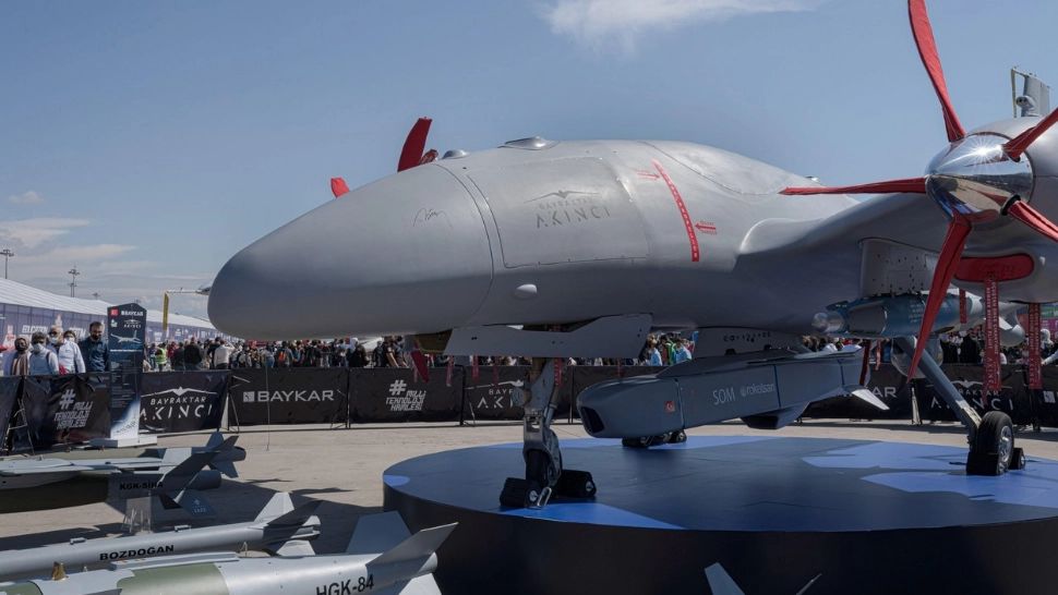 Drone cu reacție, ultima invenție a turcilor care au devenit cunoscuți pentru „Bayraktar” (video)