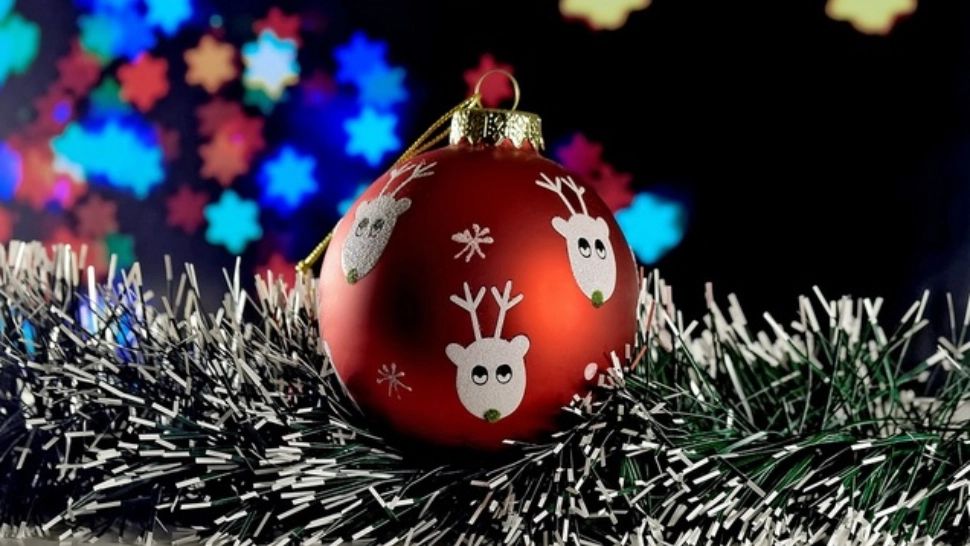 Ce simbolizează beteala din bradul de Crăciun. Din ce era făcută acum 400 de ani