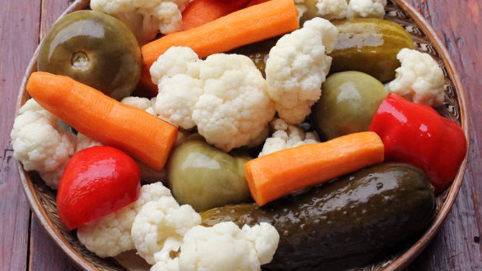 Murături în saramură sau murături în oțet, de sărbători - Nu știai care sunt de fapt cele sănătoase