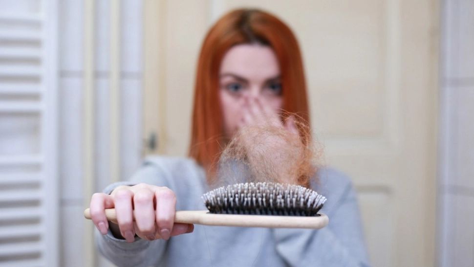 Ce suplimente nutritive sunt cele mai bune pentru tratarea căderii părului?