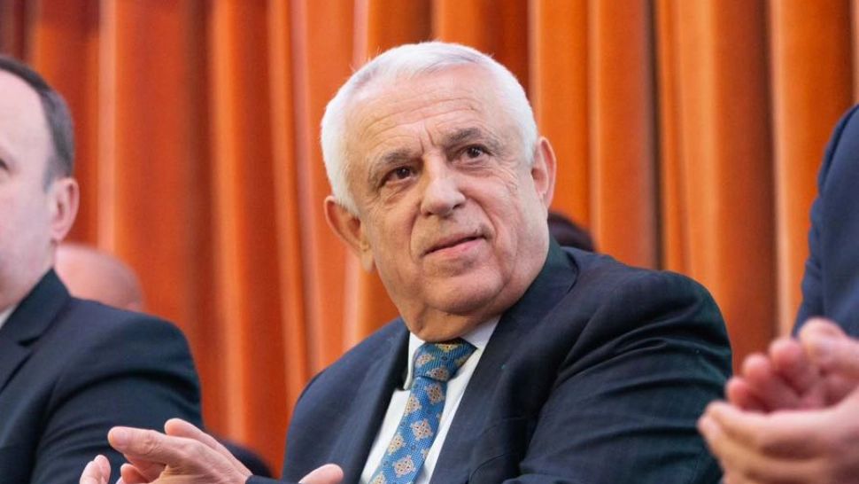 Ministrul Agriculturii, îndemnuri pentru cei care consumă carne - De unde își cumpără Petre Daea porcul de Crăciun