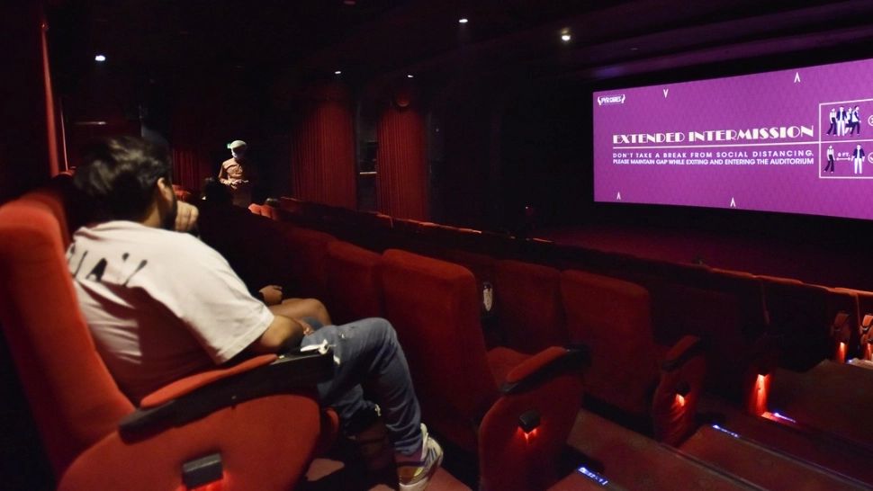 Acestea sunt cele mai PROASTE filme din Europa. Cu ce se laudă România