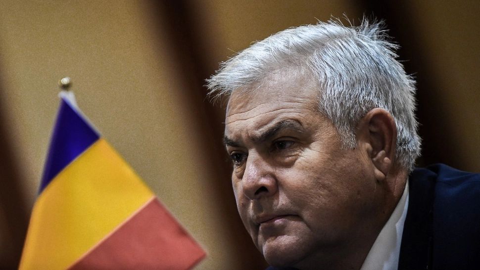 Ministrul Apărării: "Rănile Revoluției din 1989 nu se vor închide niciodată. Avem datoria să apărăm libertatea și democrația"