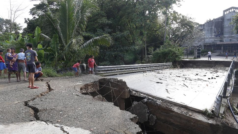 Inundațiile fac prăpăd în Filipine: 8 morţi, aproape 46.000 de persoane evacuate - VIDEO