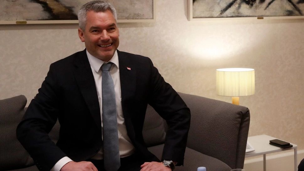 Președintele Bulgariei, apel disperat: Nu ne lăsați singuri! - Cancelarul Austriei, CINIC: Nu Schengen! Un gard!