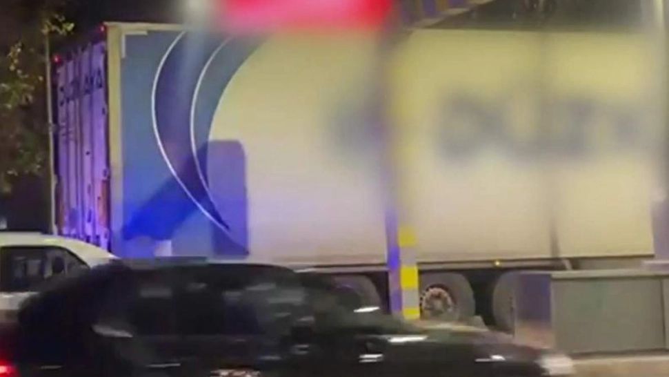 Un nou incident în Pasajul Unirii. Tragedia a fost evitată în ultimul moment de polițiștii puși să păzească limitatoarele