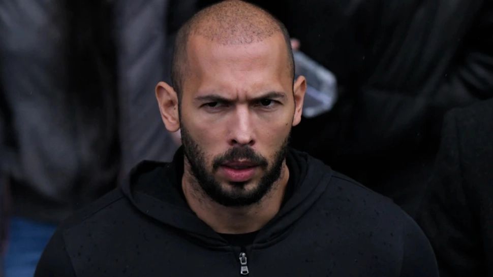 Andrew Tate: „Îmi place să te violez. Te-am strâns puțin de gât. Sunt un om rău?” - Mesaje AUDIO halucinante după acuzații de VIOL