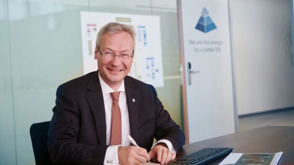 Șeful finanțelor OMV, vizită fulger la București! MIZA: 1 miliard euro - Combinațiile Austriei ca să scape de TAXA de solidaritate