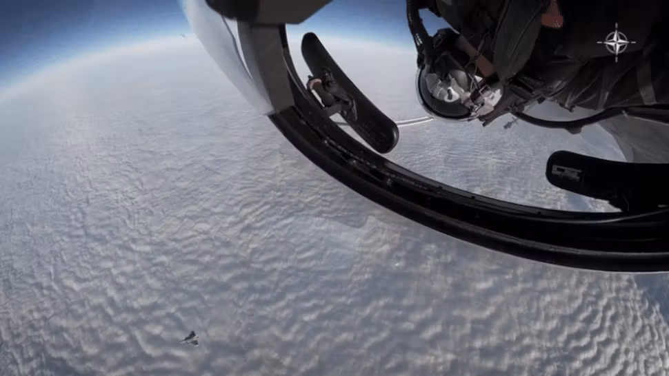 Avion rusesc, interceptat de NATO ca în filme, stil „Top Gun”, deasupra Mării Baltice - Imagini spectaculoase - VIDEO