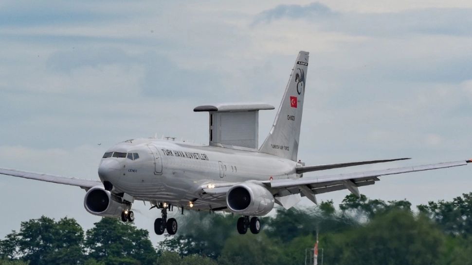 Securitatea la Marea Neagră, întărită de NATO în timpul războiului din Ucraina - Câte avioane AWACS sosesc MARȚI în România