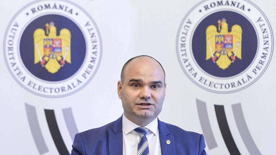 Șeful Autorității Electorale Permanente a DEMISIONAT, după ce a fost acuzat de conflict de interese - DOCUMENT