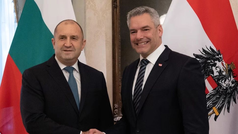 Vizită de gradul zero a cancelarului Nehammer în Bulgaria. Ce efect va avea pentru România