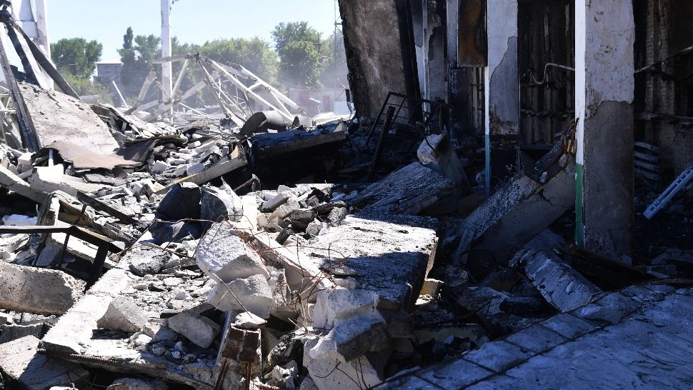 Aproximativ 180.000 de militari ruşi şi 100.000 de militari ucraineni morţi şi răniţi