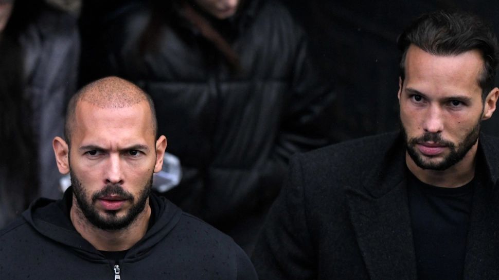 Zi DECISIVĂ pentru frații Tate. Ce jocuri subterane se fac pentru eliberarea milionarilor britanici