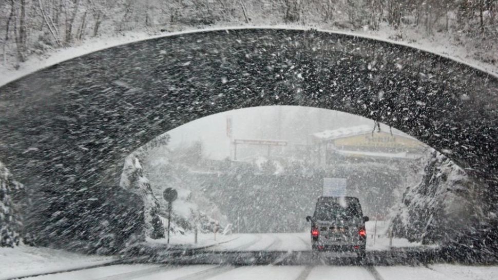 Vremea 29 ianuarie. Ninsori și vânt puternic - Unde scad brusc temperaturile